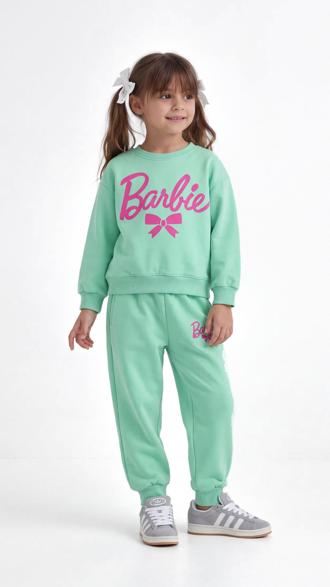Barbie Set — Mint, model styling